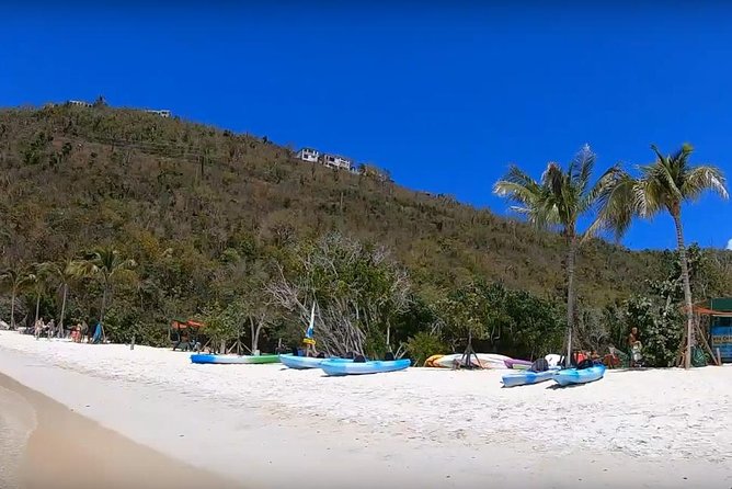 Budget Magens Bay Beach - The arboretum adds welcome shade