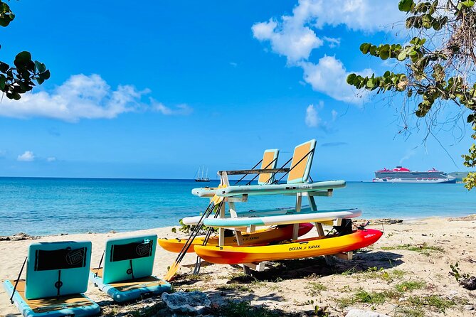 Frederiksted Moke Tour - Sandy Point Art Oasis and Its Movie Connection