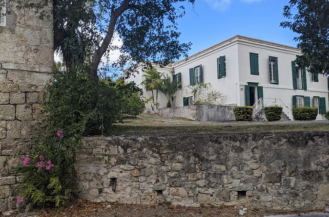 Historical attractions of Alexander Hamillton Mother's Gravesite - Who will enjoy this private visit