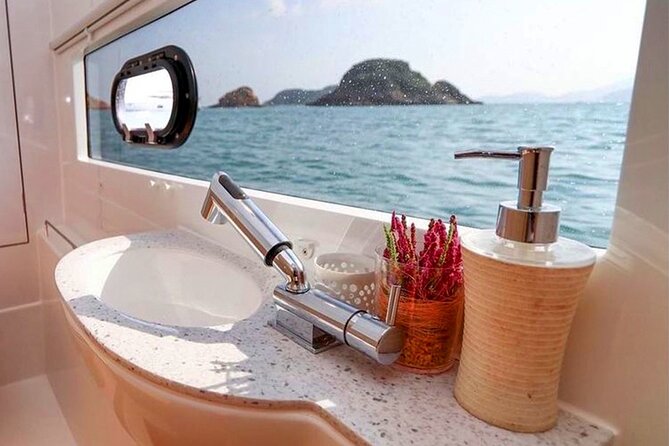 Luxury Catamaran Champagne Sunset Cruise - Sunset near Honeymoon Beach
