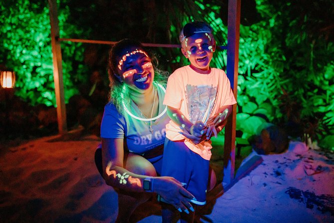 Night Kayak Tour St. John - Westin Resort - Underwater lights and clear-bottom views