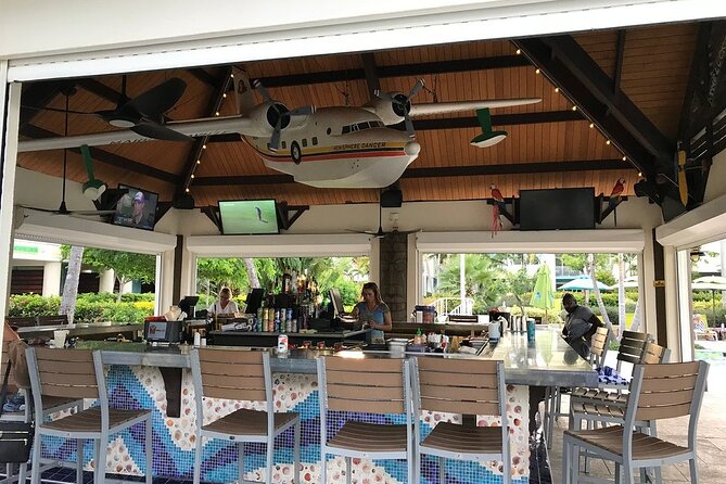 Paradise Taxi & Tours USVI-St. Thomas Airport Transfer to Wyndham Margaritaville - Leaving Cyril E. King Airport without the usual scramble