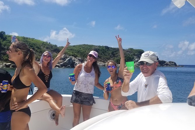 Private Fast Power Catamaran. Full or Half Day for Beach Hopping, Snorkel & Swim - Secret Harbour and Honeymoon Beach
