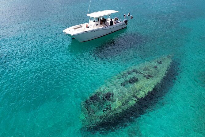 Private Power Catamaran. Secluded Beaches, Snorkeling, Turtles for Full/Half Day - A private start from Sapphire Beach Marina