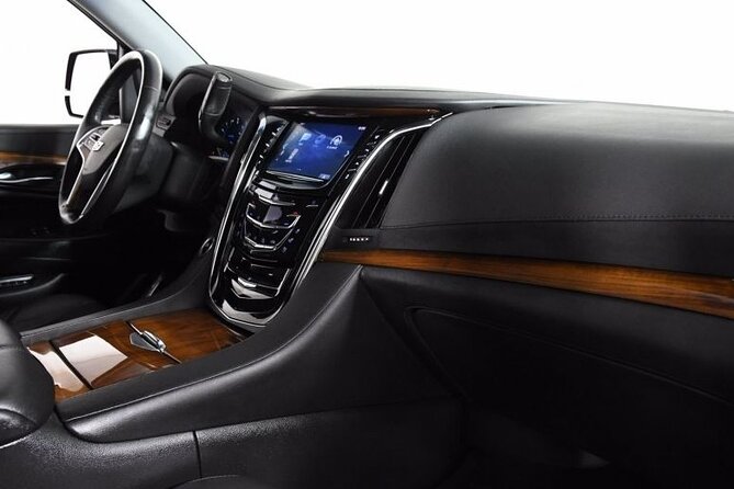 Private Round Trip Airport Transfer in St. Thomas Virgin Islands - Who gets the best value from the $390 price?