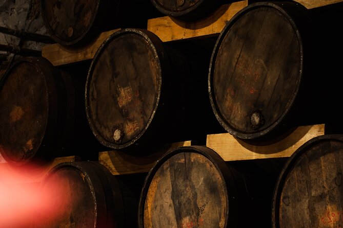 Rum Tasting Experience in the Old Barrel House - A compact lesson in St. Thomas trade