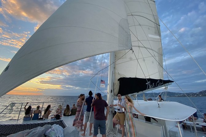 Sunset & Harbor Lights Dinner Sail from the Marriott's Frenchman's Cove - Dinner changes by night
