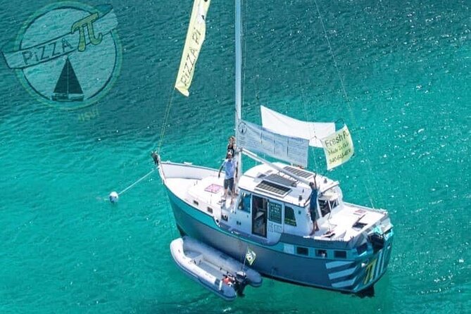 US Virgin Islands Island Hop & Food Boat Tour - Why the crew matters so much